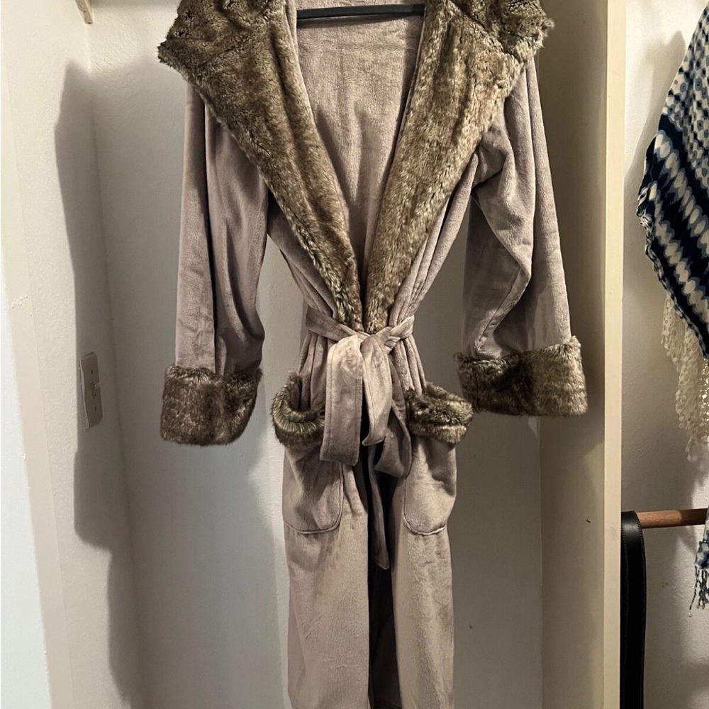 Luxurious Faux Fur Trimmed Women's Robe Pottery Barn